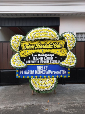 Papan Bunga Duka di Halong